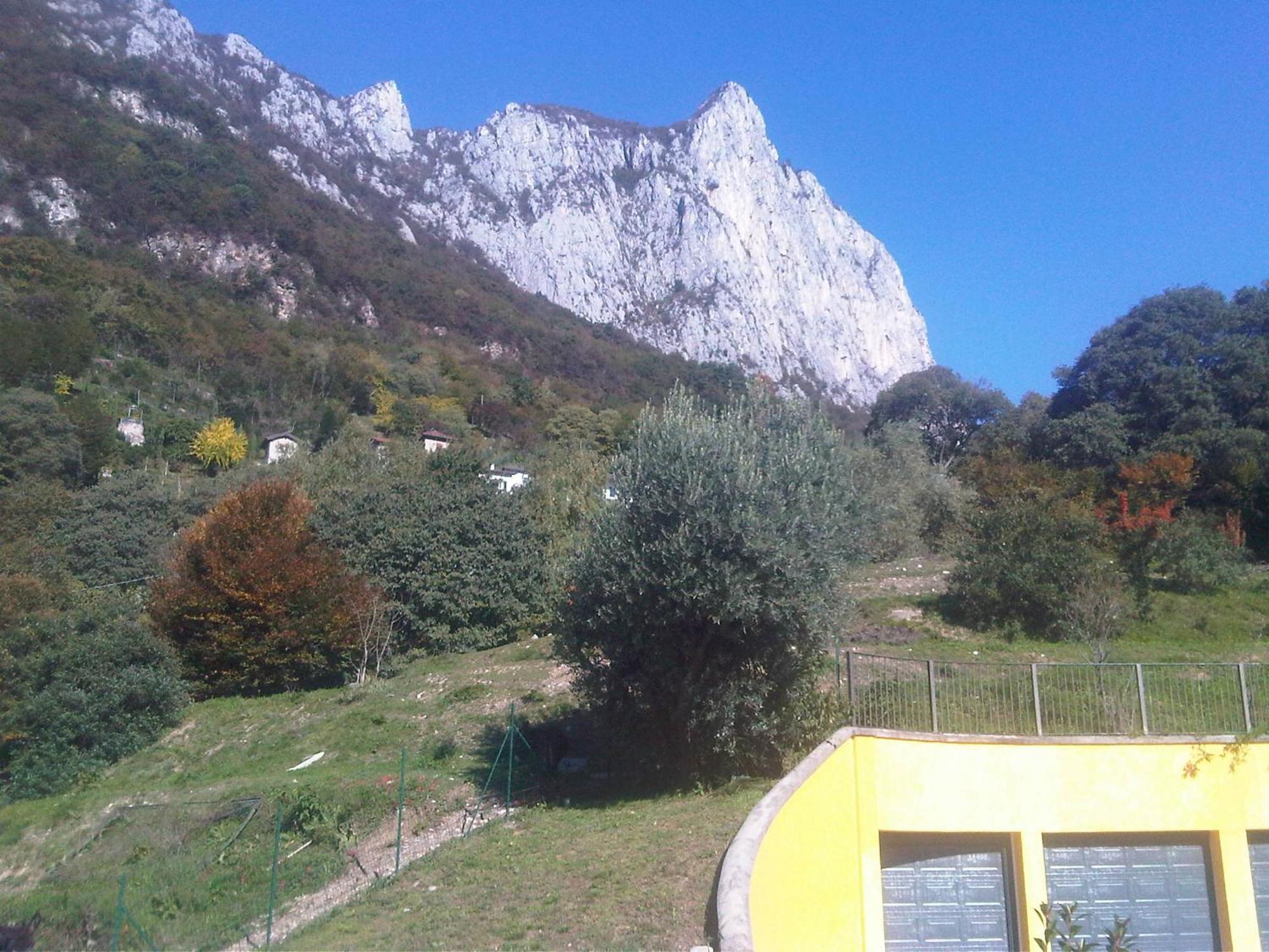 Montebello Lake Lecco Bagian luar foto